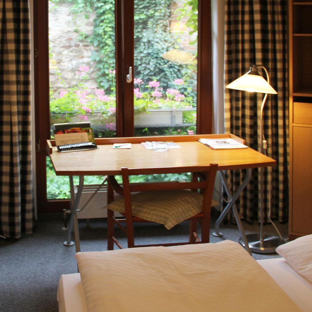 纽伦堡阿格尼斯舍弗酒店 客房 照片